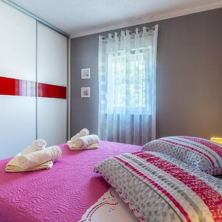 Apartman Laura 크레스 외부 사진