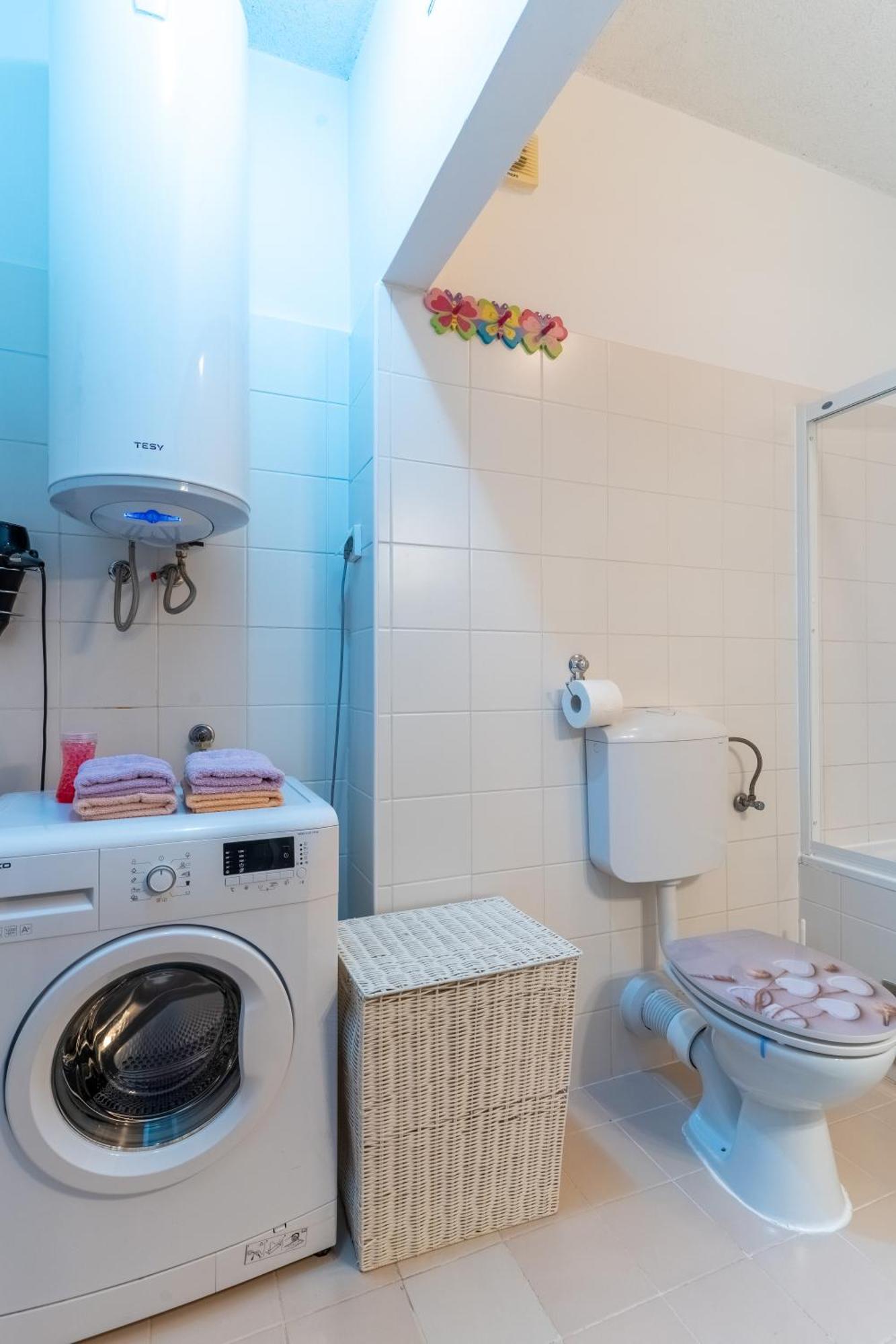 Apartman Laura 크레스 외부 사진