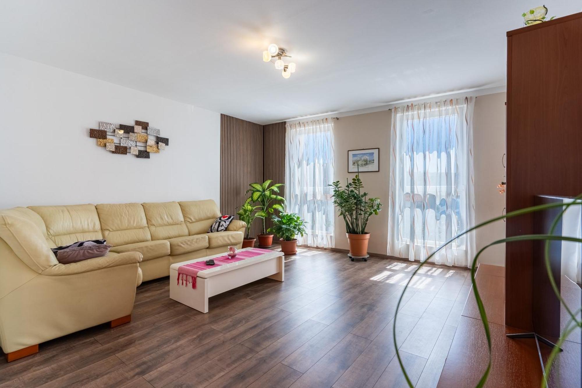 Apartman Laura 크레스 외부 사진